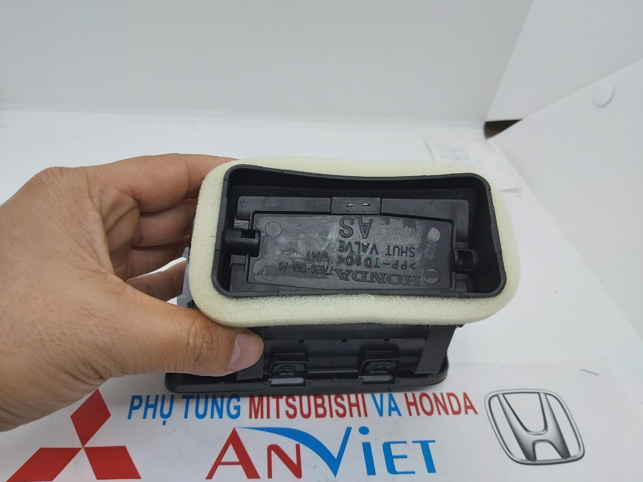 Cửa gió điều hoà táp lô xe Honda CIVIC 2006-2011